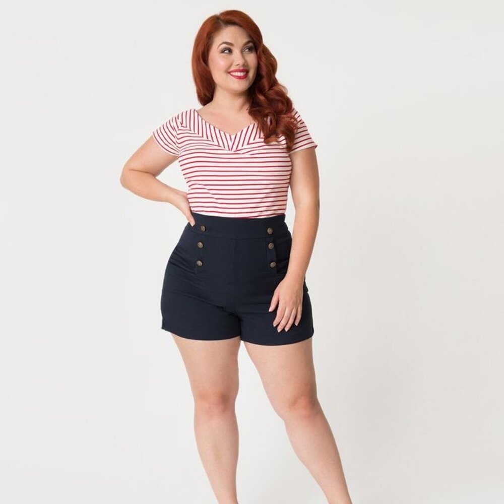 Unique Vintage 1940s Sailor Short in Navy